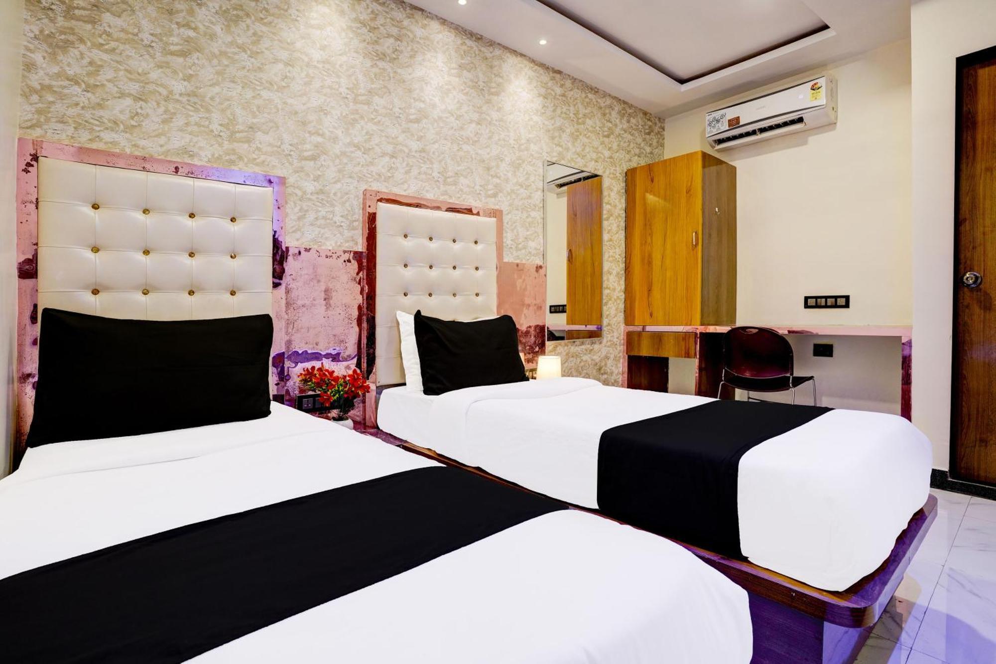 Hotel Airport Crown Andheri East, Mumbai Exterior photo
